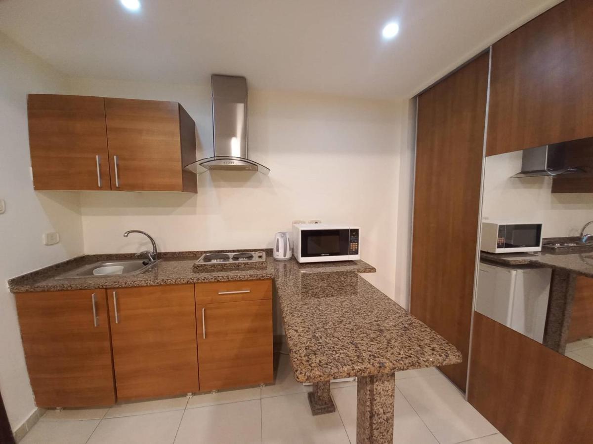 עמאן Lujain Hotel فندق النور واللجين מראה חיצוני תמונה